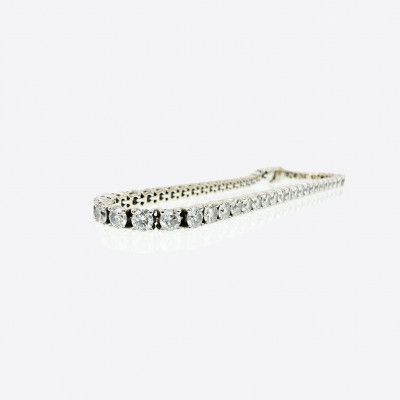 Location bracelet  Ligne Tennis - Louer un bijou de luxe | ORNEST